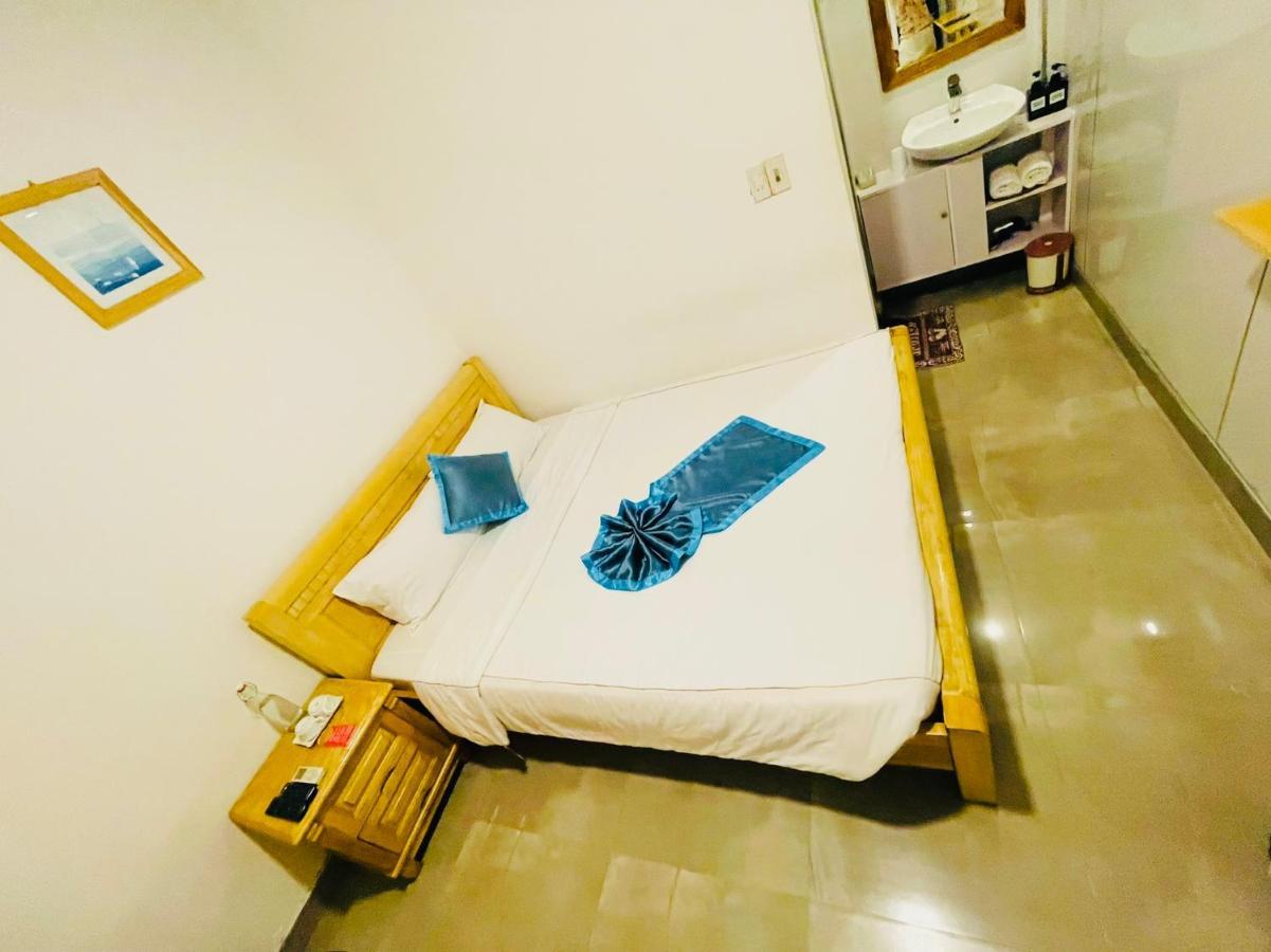 Shark Hostel Хюе Екстер'єр фото